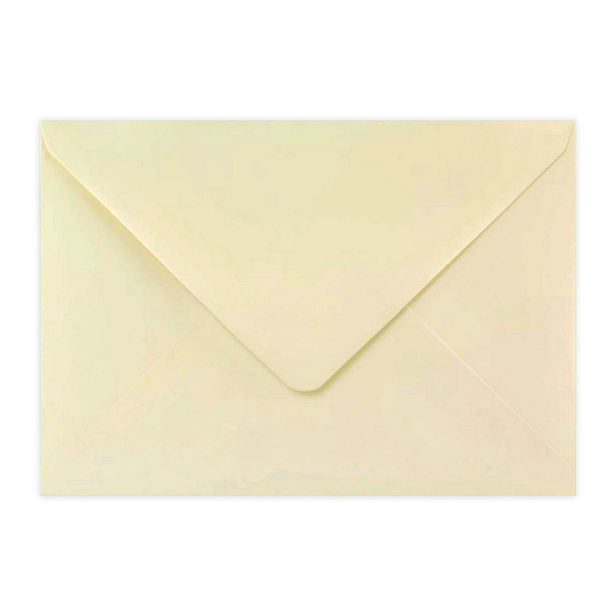 Elefántcsontszínű sima felületű boríték 162x229 mm (C5)