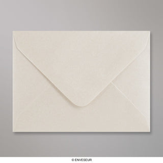 Osztrigafehér fényes boríték 82x113 mm (C7)