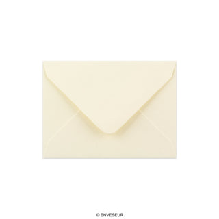 Krémszínű boríték 82x113 mm (C7)
